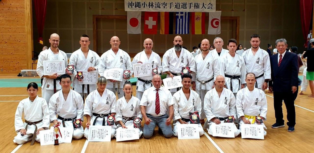 Wir nahmen erfolgreich an der 39. Meisterschaft der Okinawa Shorinryu Karate Kyokai teil