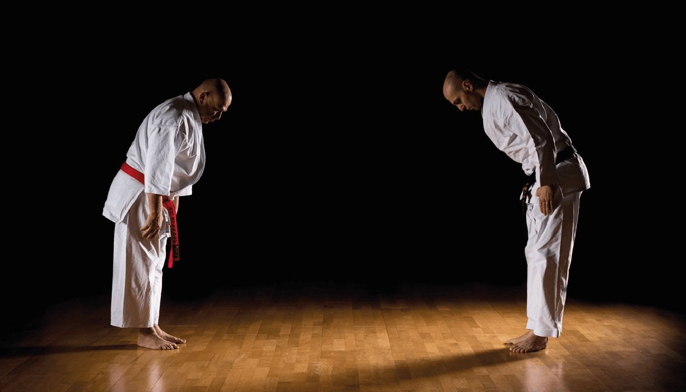 Sensei Joachim Laupp und David Deinert in gegenseitiger Verbeugung